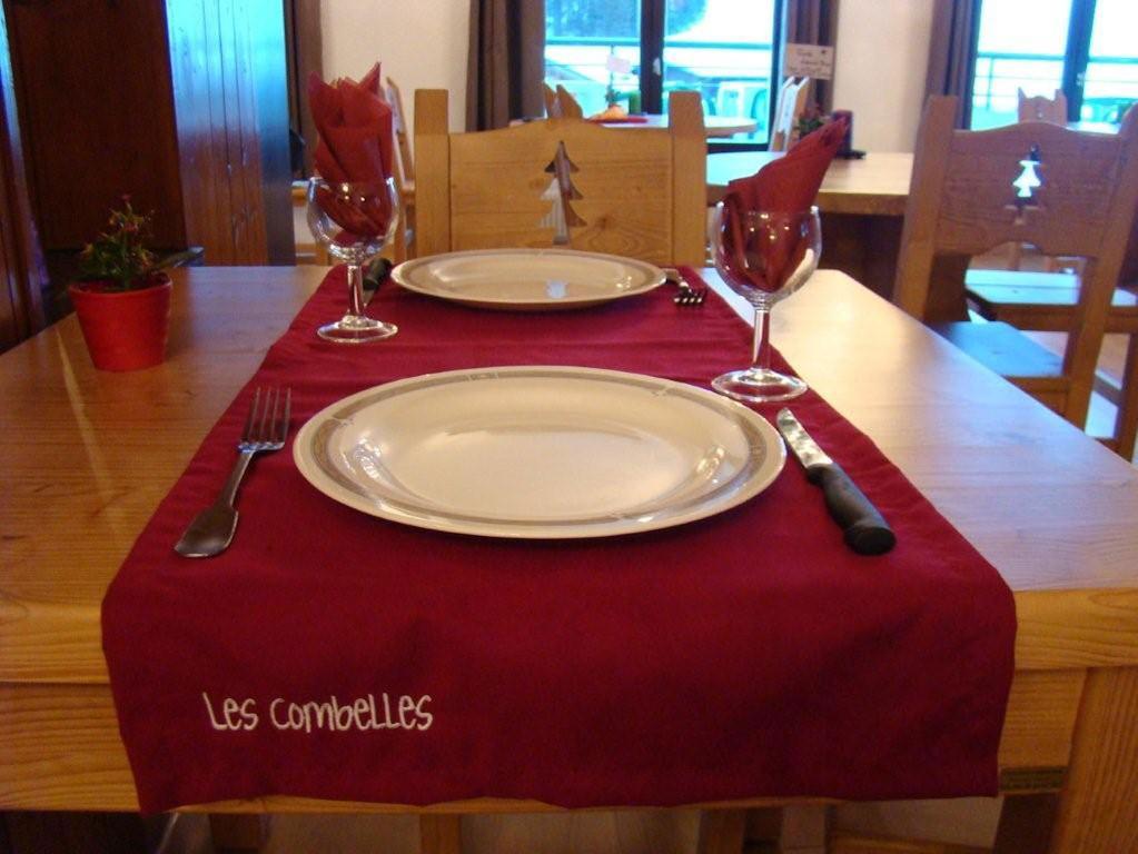 Hotel Les Combelles Châtel Eksteriør bilde