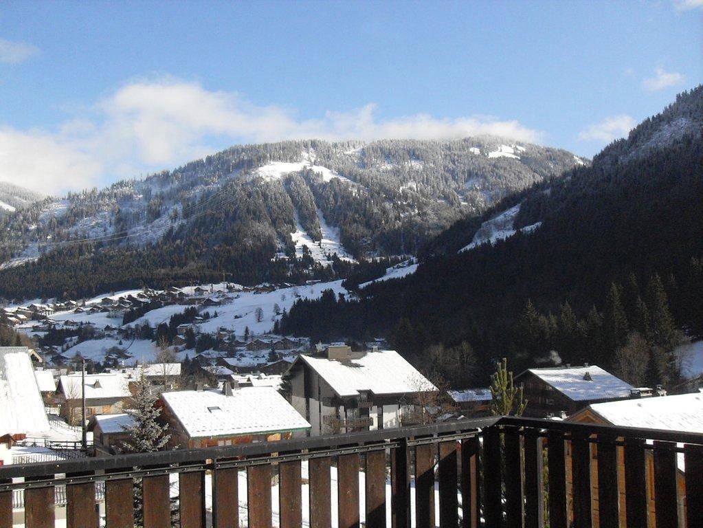 Hotel Les Combelles Châtel Eksteriør bilde